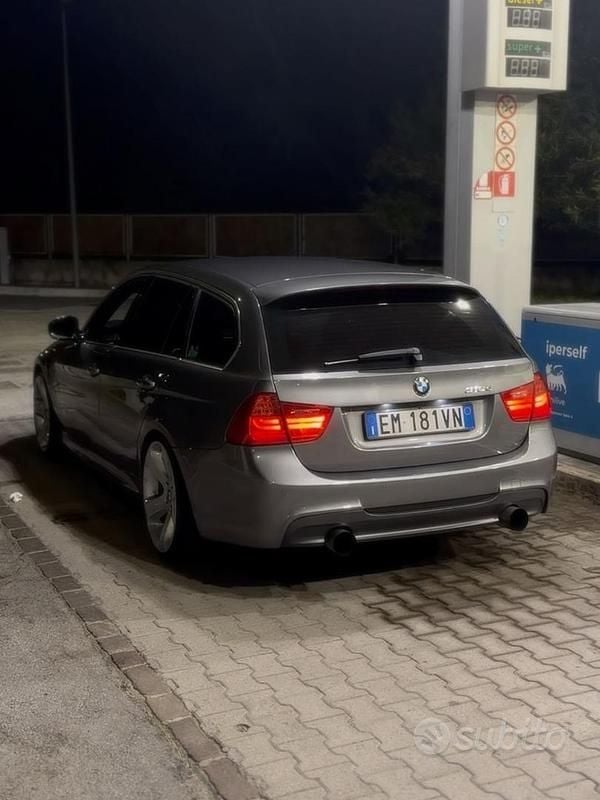 Begagnad BMW 335 2012 Grå Kombi