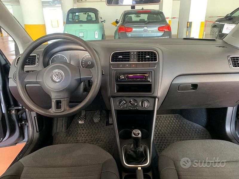 Usata VW Polo 90 CV (66 kW) 2011 Grigio Utilitaria