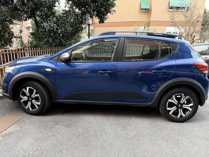 Usata Dacia Sandero Stepway 90 CV (66 kW) 2023 Blu/azzurro Berlina