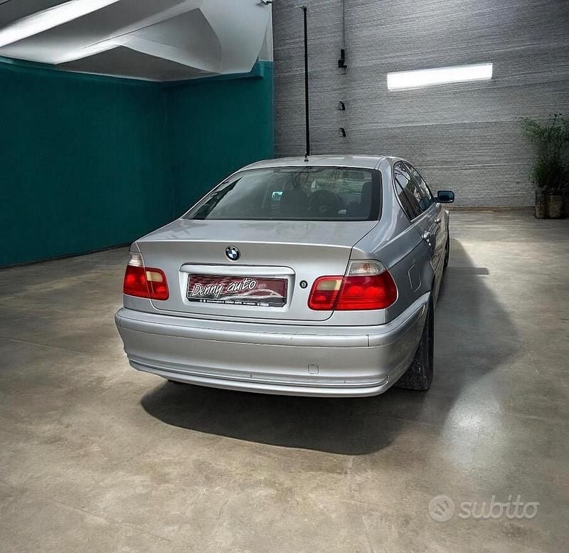 Usata BMW 328 193 CV (141 kW) 1998 Grigio Berlina
