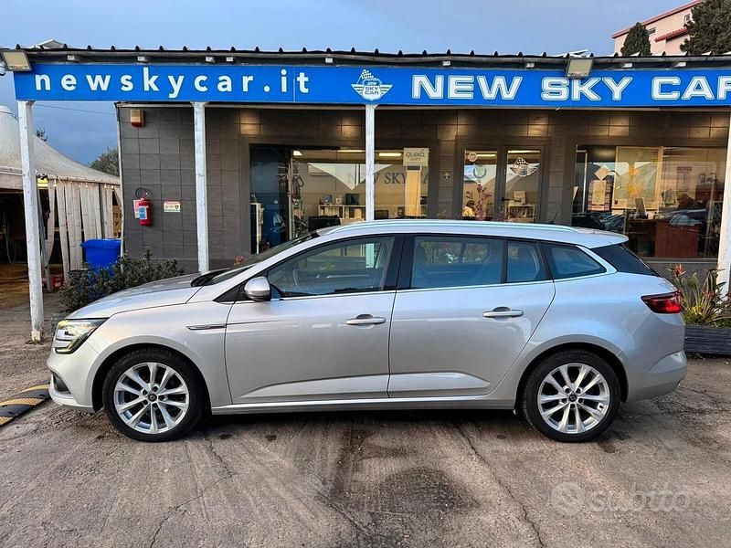 Usata Renault Mégane GrandTour Intens 115 CV (84 kW) 2020 Grigio Station wagon