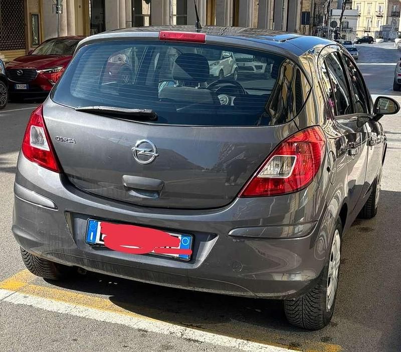 Usata Opel Corsa 86 CV (63 kW) 2012 Utilitaria