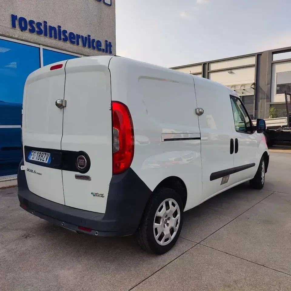 Usata Fiat Doblò 120 CV (88 kW) 2018 Bianco Monovolume
