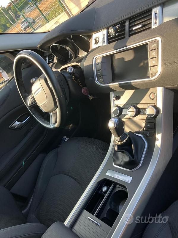 Usata Land Rover Range Rover evoque SE Dynamic 150 CV (110 kW) 2017 Bianco SUV