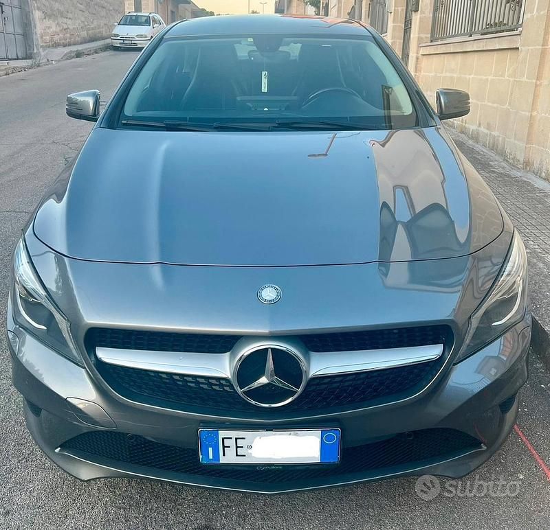 Grigio Usata 2016 Mercedes CLA200 Coupé | 14.000 € (Ottimo prezzo) - Immagine 1/4