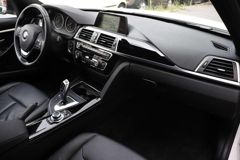 Usata BMW 318 Luxury Line 150 CV (110 kW) 2017 Bianco Station wagon