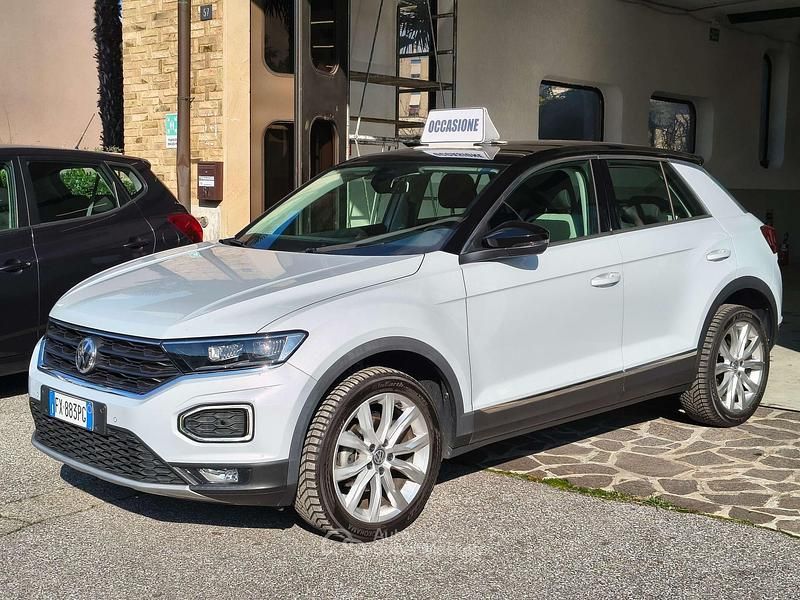 Usata VW T-Roc Advance 150 CV (110 kW) 2019 Bianco SUV
