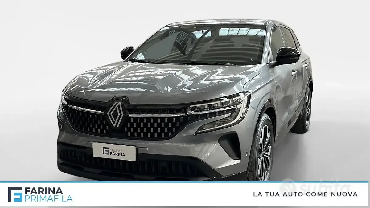 Usata Renault Austral Techno 131 CV (96 kW) 2023 Grigio SUV