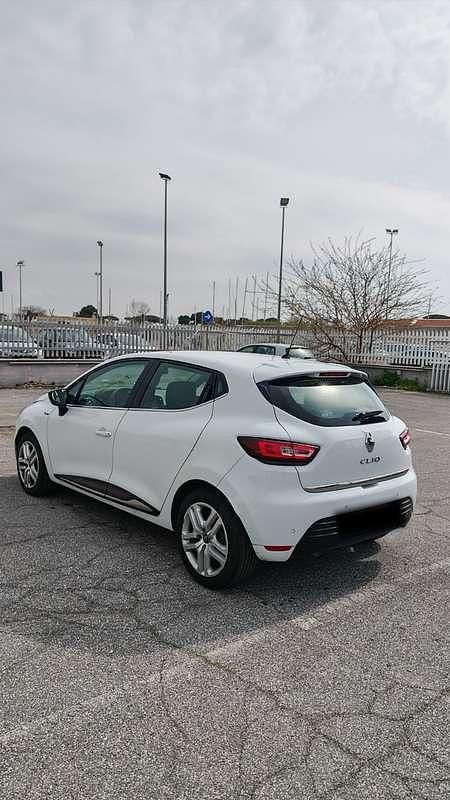 Usata Renault Clio IV Zen 90 CV (66 kW) 2019 Bianco Berlina