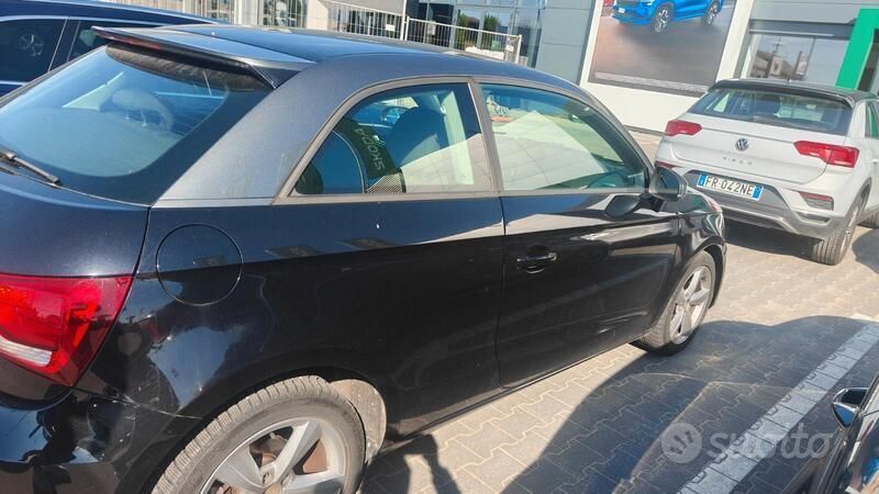 Usata Audi A1 90 CV (66 kW) 2015 Nero Utilitaria