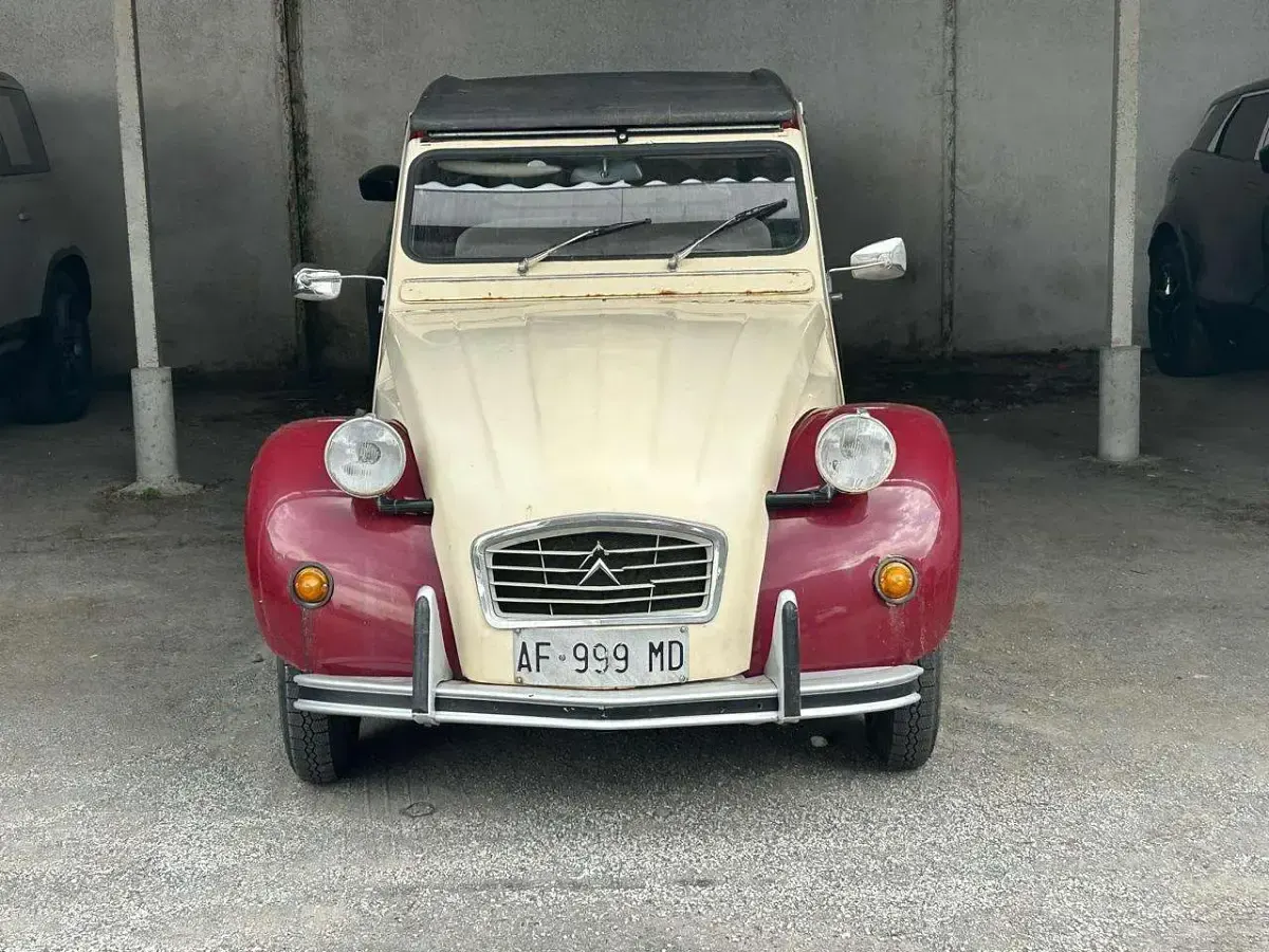 Usata Citroën 2CV Charleston 29 CV (21 kW) 1981 Crema Berlina