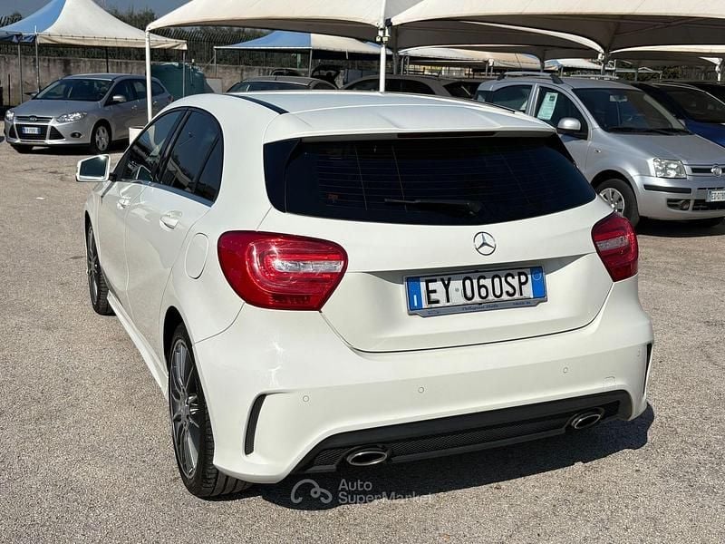 Usata Mercedes A180 Edition 109 CV (80 kW) 2015 Bianco Berlina