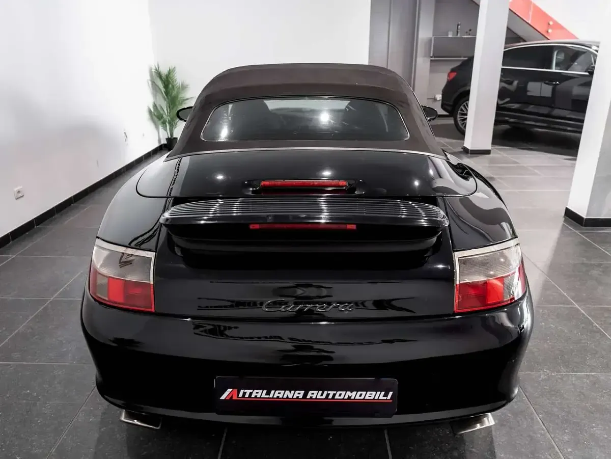 Usata Porsche 911 Carrera Cabriolet 320 CV (235 kW) 2004 Nero Cabrio