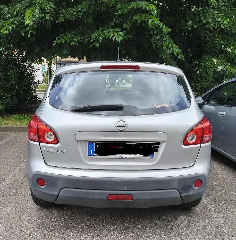 Usata Nissan Qashqai Acenta 117 CV (86 kW) 2009 Grigio SUV