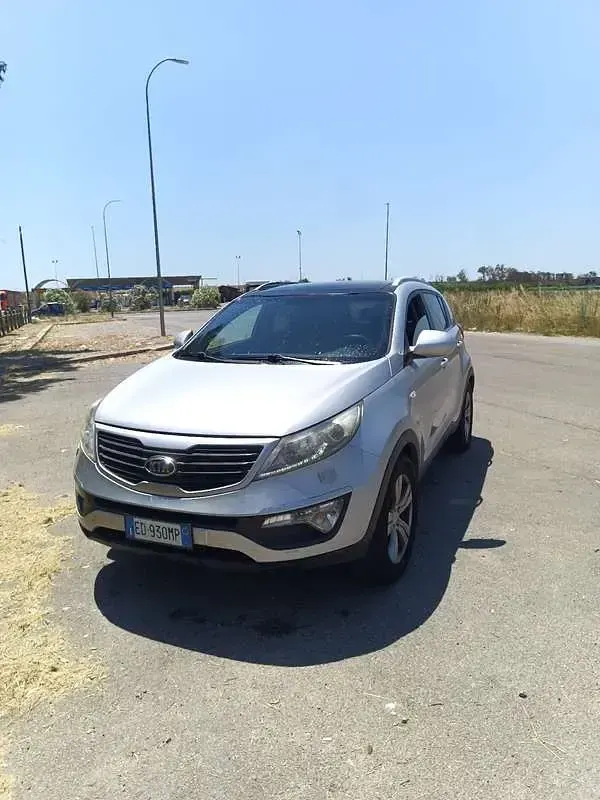 Usata Kia Sportage Active 135 CV (99 kW) 2010 Grigio SUV