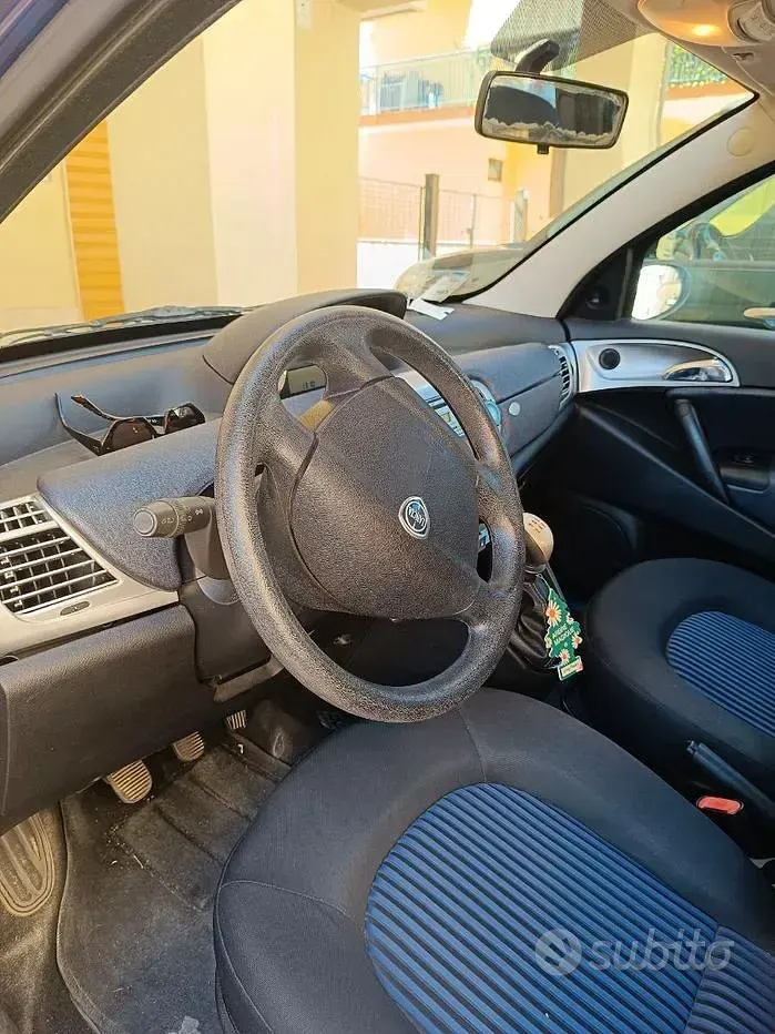 Usata Lancia Ypsilon 2009 Blu Utilitaria
