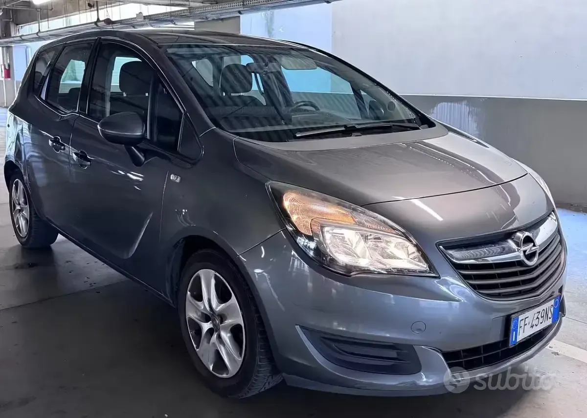 Usata Opel Meriva 120 CV (88 kW) 2016 Marrone Monovolume