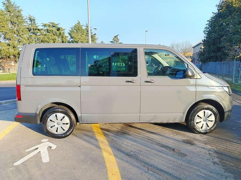 Usata VW T6.1 110 CV (80 kW) 2023 Grigio Furgone