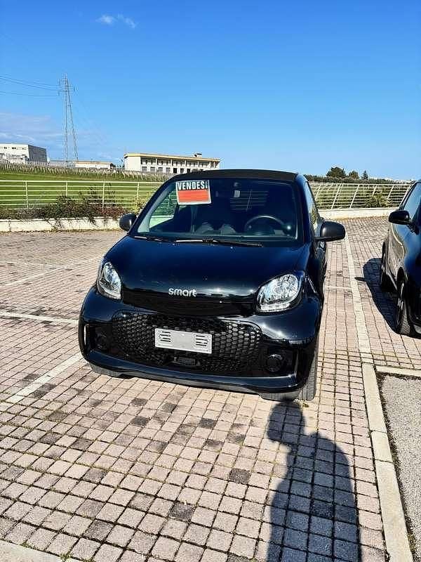 Usata Smart ForTwo Coupé Brabus 60 kW (82 CV) 2021 Nero Utilitaria