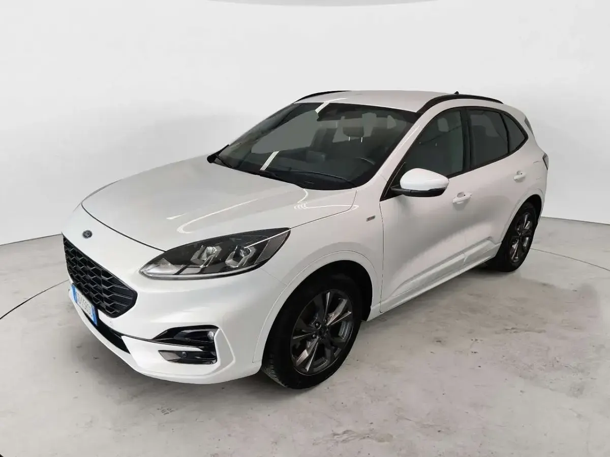 Usata Ford Kuga ST-Line 120 CV (88 kW) 2021 Bianco SUV