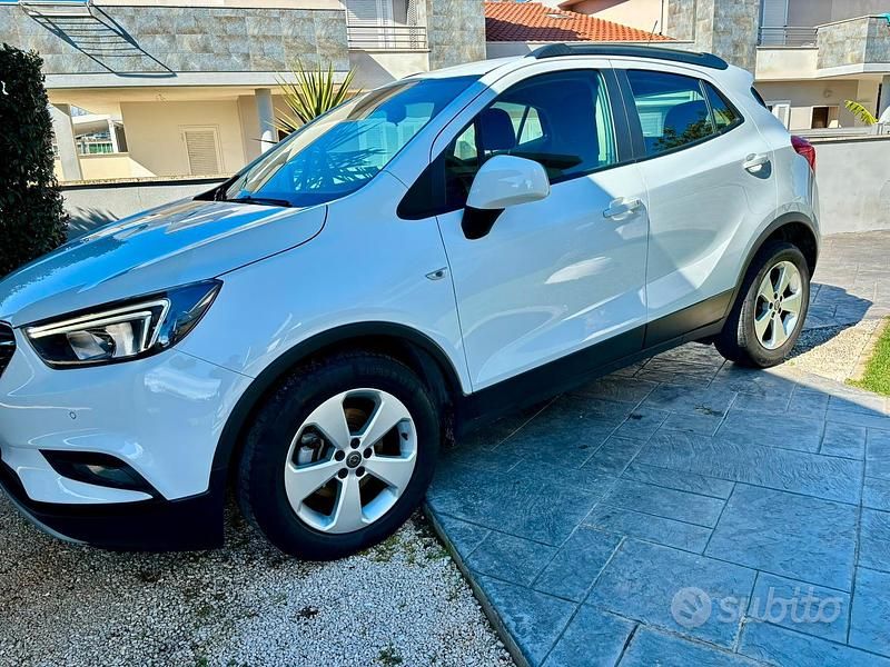 Usata Opel Mokka X 120 CV (88 kW) 2019 Bianco SUV