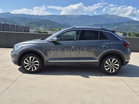 Grigio Nuova 2025 VW T-Roc Style SUV | 31.100 € (Buon prezzo) - Immagine 1/4