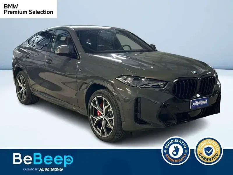 Usata BMW X6 M Sport 298 CV (219 kW) 2023 Grigio metallizzato SUV