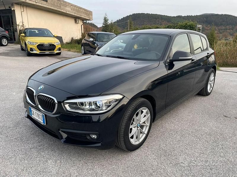 Nero Usata 2017 BMW 116 Comfort Edition Utilitaria | 11.000 € (Super prezzo) - Immagine 1/4