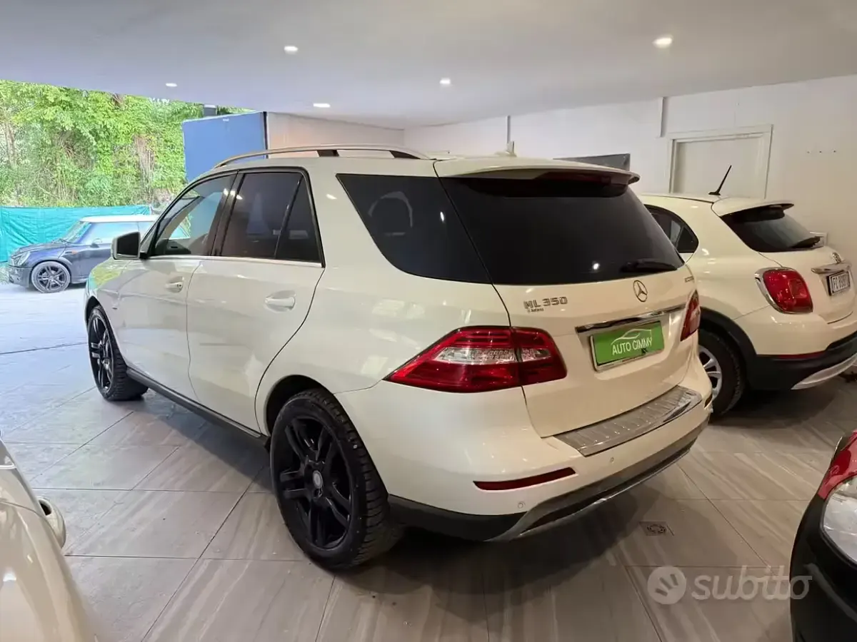 Usata Mercedes ML350 258 CV (189 kW) 2012 Bianco SUV