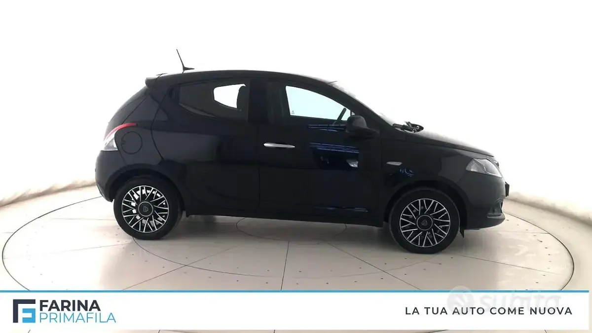 Usata Lancia Ypsilon S 69 CV (50 kW) 2024 Nero Utilitaria