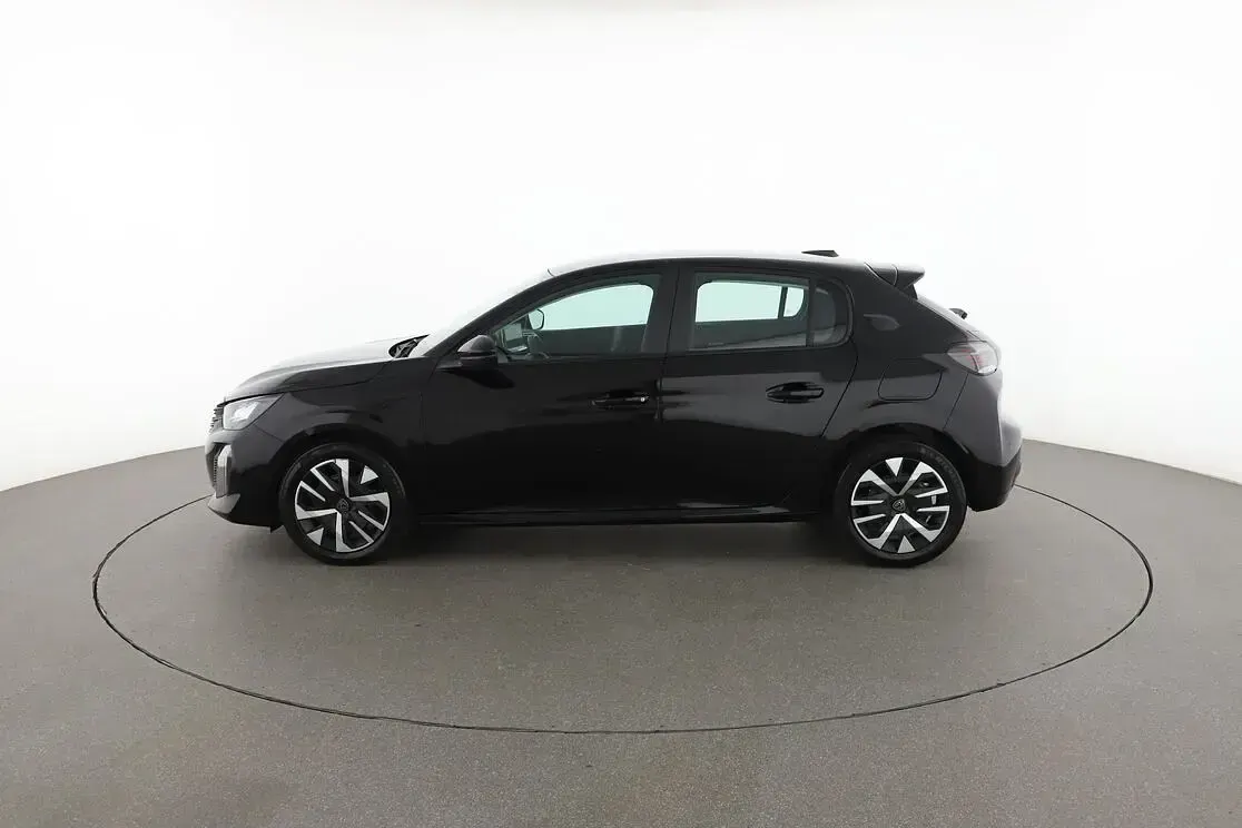 Usata Peugeot 208 Active 75 CV (55 kW) 2024 Nero Utilitaria