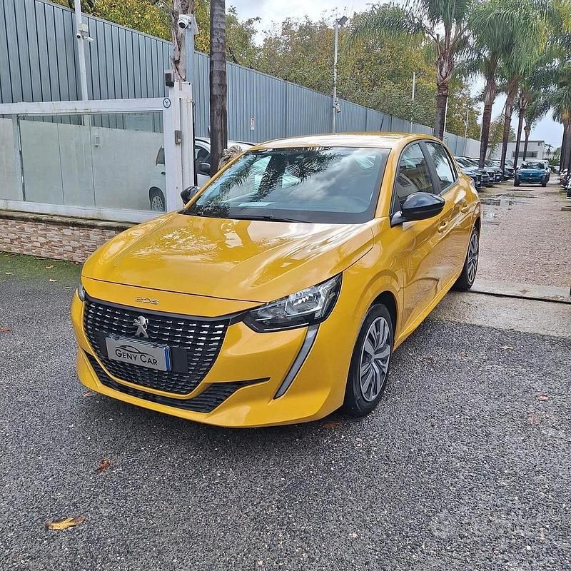 Usata Peugeot 208 Active 100 CV (73 kW) 2023 Giallo Utilitaria