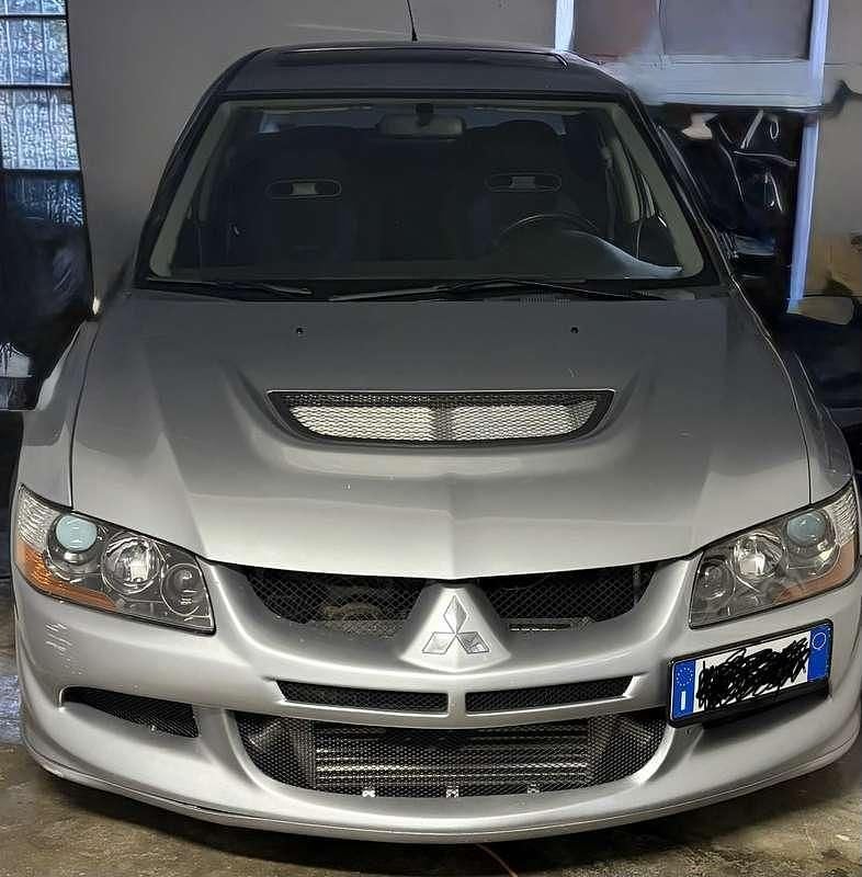 Usata Mitsubishi Lancer 280 CV (205 kW) 2002 Argento Berlina