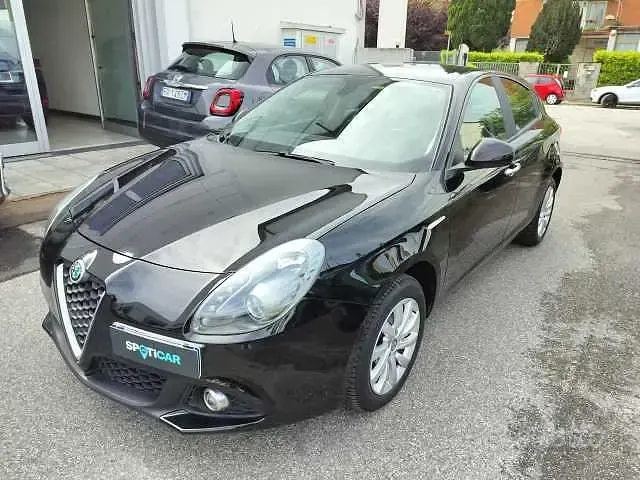 Usata Alfa Romeo Giulietta 120 CV (88 kW) 2017 Nero Utilitaria