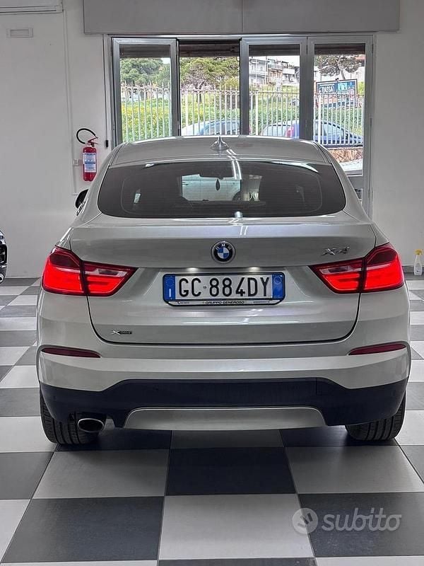 Gebraucht BMW X4 xLine 190 PS (139 kW) 2015 Grau SUV