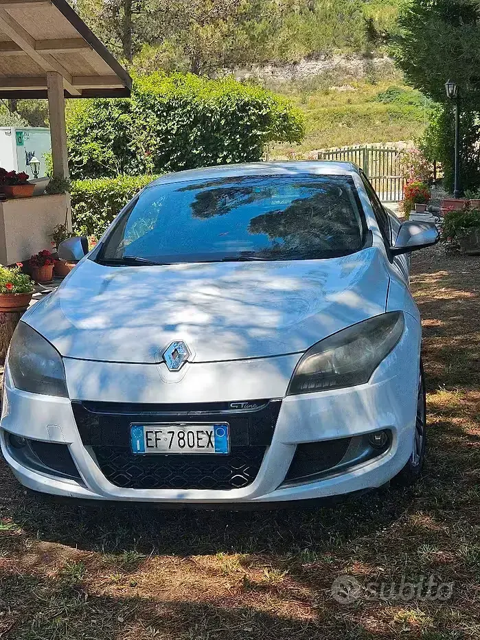 Usata Renault Mégane Coupé 130 CV (95 kW) 2011 Bianco Coupé