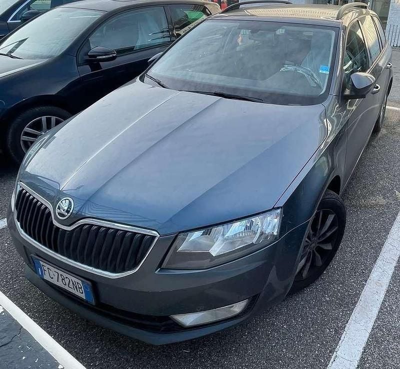 Usata Skoda Octavia 110 CV (80 kW) 2016 Grigio Station wagon