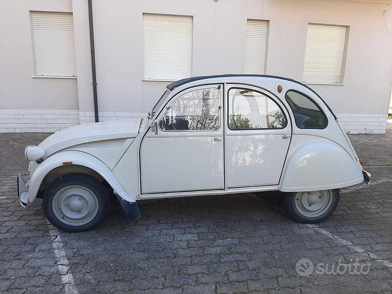 Usata Citroën 2CV 1960 Bianco Berlina
