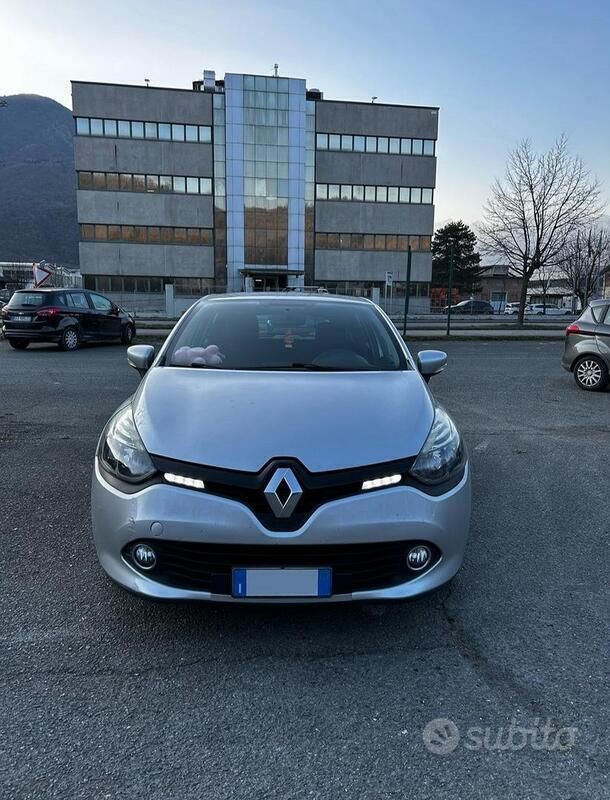 Usata Renault Clio IV 75 CV (55 kW) 2015 Grigio Utilitaria