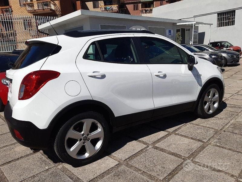Usata Opel Mokka 116 CV (85 kW) 2014 Bianco SUV