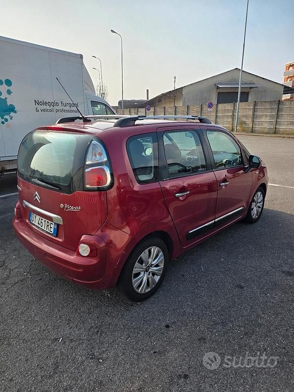 Usata Citroën C3 Picasso 120 CV (88 kW) 2010 Rosso Monovolume
