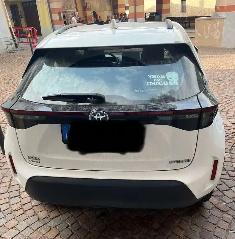 Usata Toyota Yaris Cross Active 92 CV (67 kW) 2023 Bianco SUV