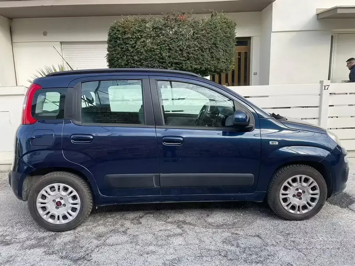 Usata Fiat Panda 80 CV (58 kW) 2013 Blu Utilitaria
