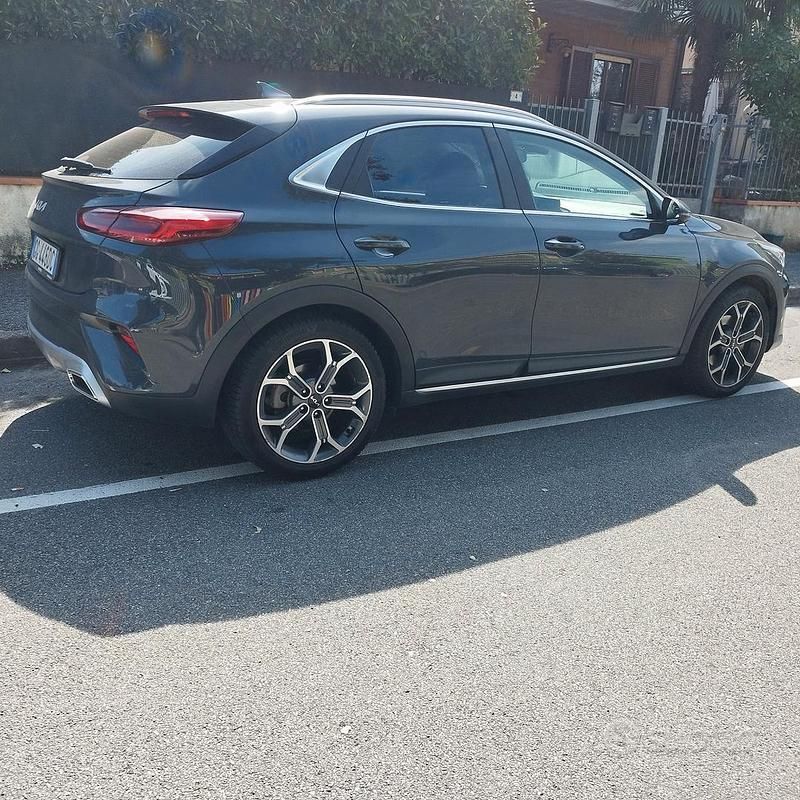 Usata Kia XCeed 120 CV (88 kW) 2022 Grigio SUV