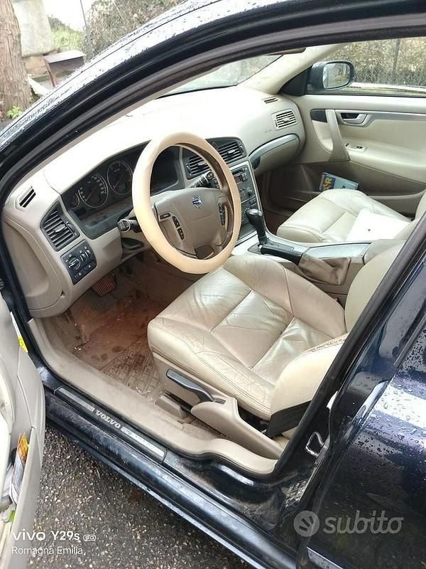 Occasion Volvo V70 163 ch (119 kW) 2007 Bleue Break