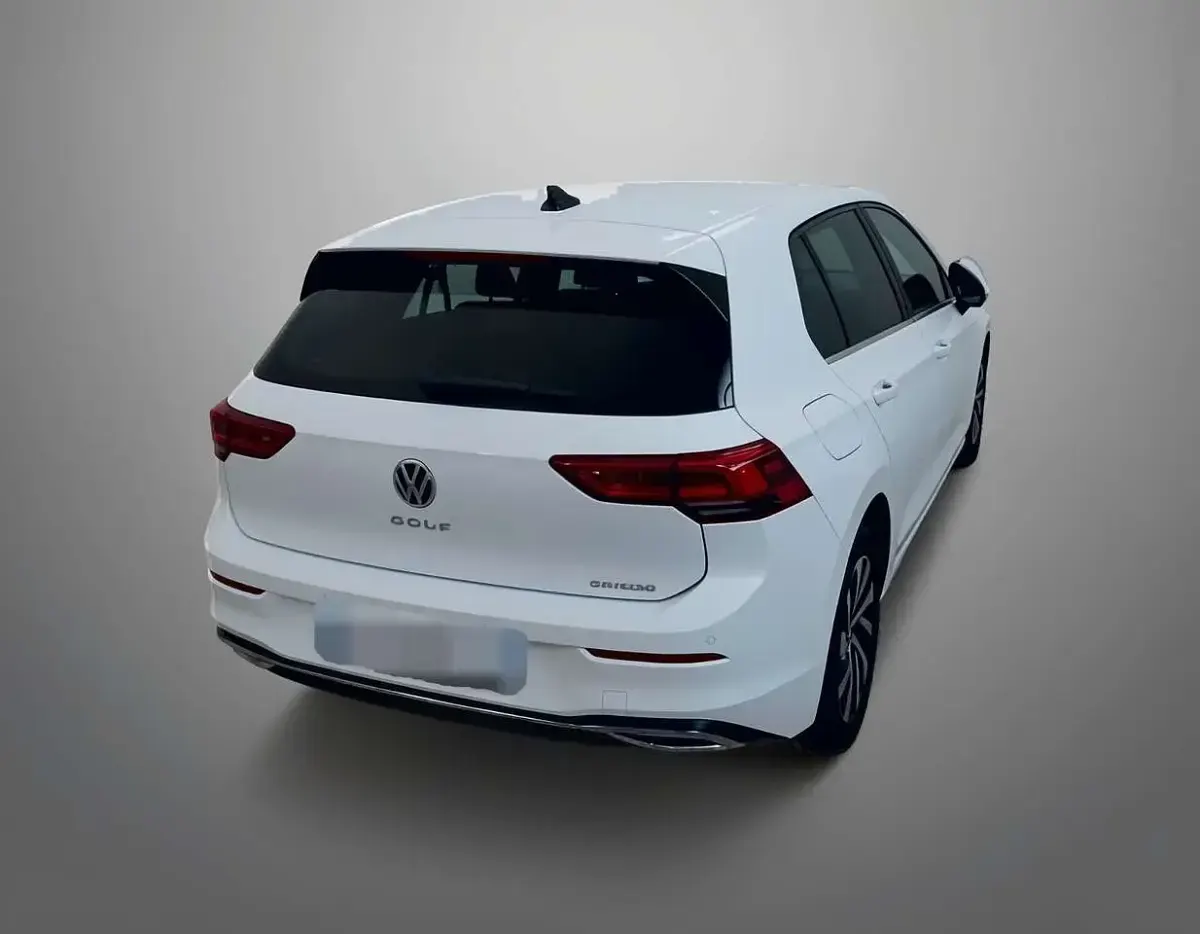 Usata VW Golf VII Style 150 CV (110 kW) 2021 Bianco Utilitaria