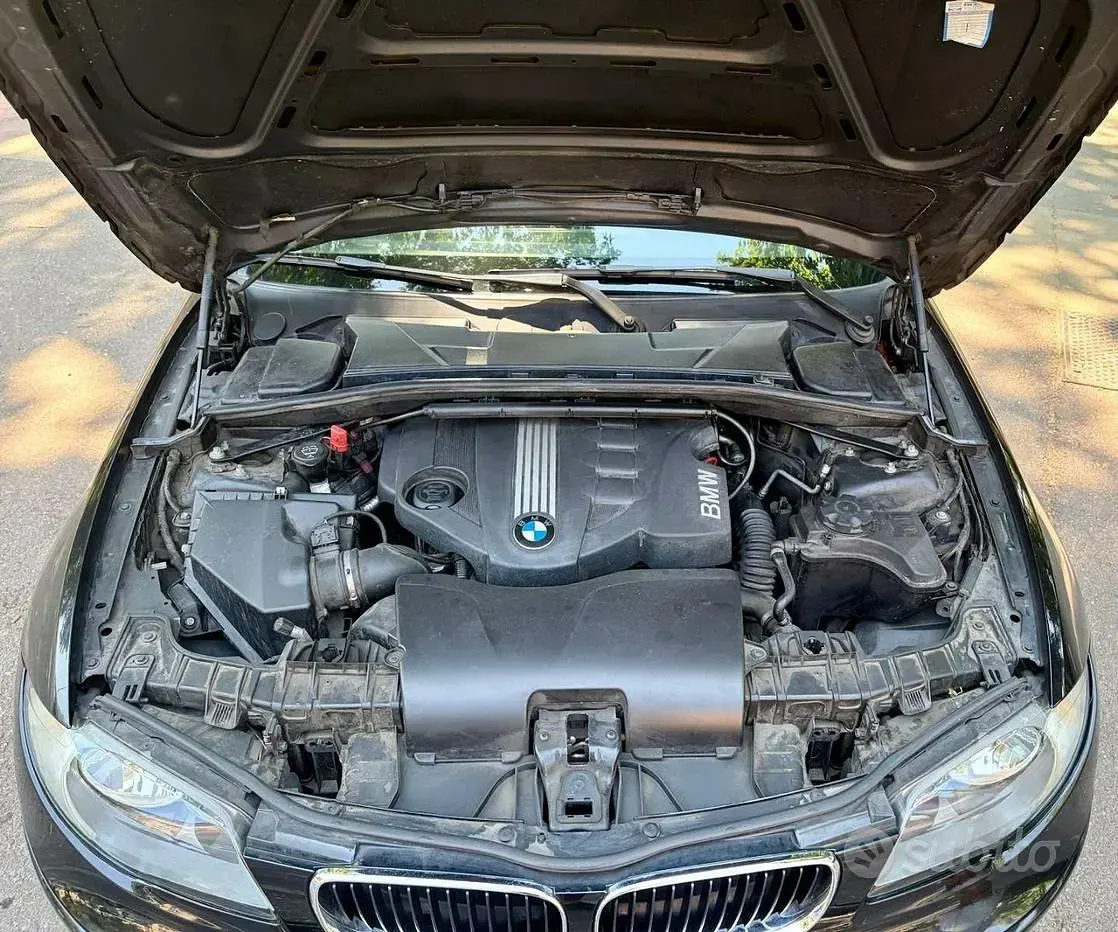 Usata BMW 118 143 CV (105 kW) 2009 Nero Utilitaria