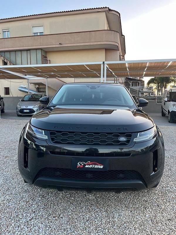 Nero Usata 2019 Land Rover Range Rover evoque Tre volumi | 19.999 € (Molto cara) - Immagine 1/4