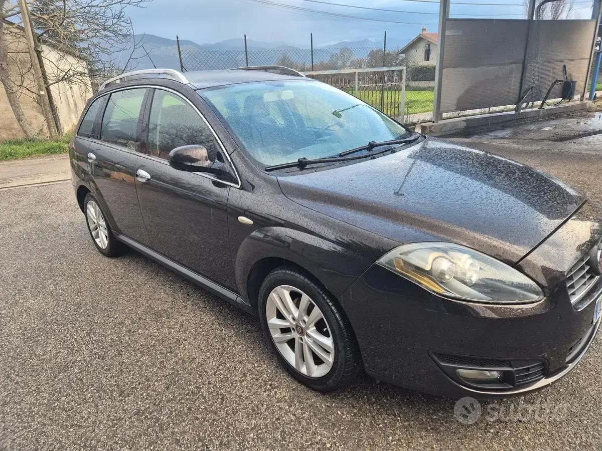 Usata Fiat Croma Emotion 120 CV (88 kW) 2008 Grigio Station wagon
