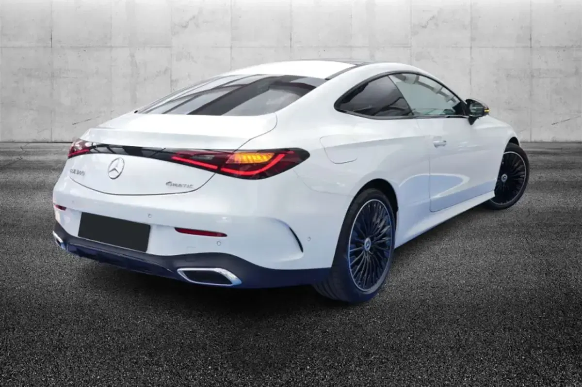 Usata Mercedes CLE300 AMG Line Premium 258 CV (189 kW) 2024 Bianco Coupé